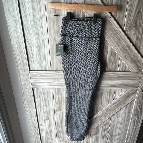 NWT - Eddie Bauer Trex Leggings - Picture 2 of 10